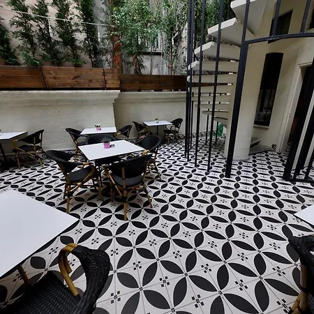 Hotel Old 3*